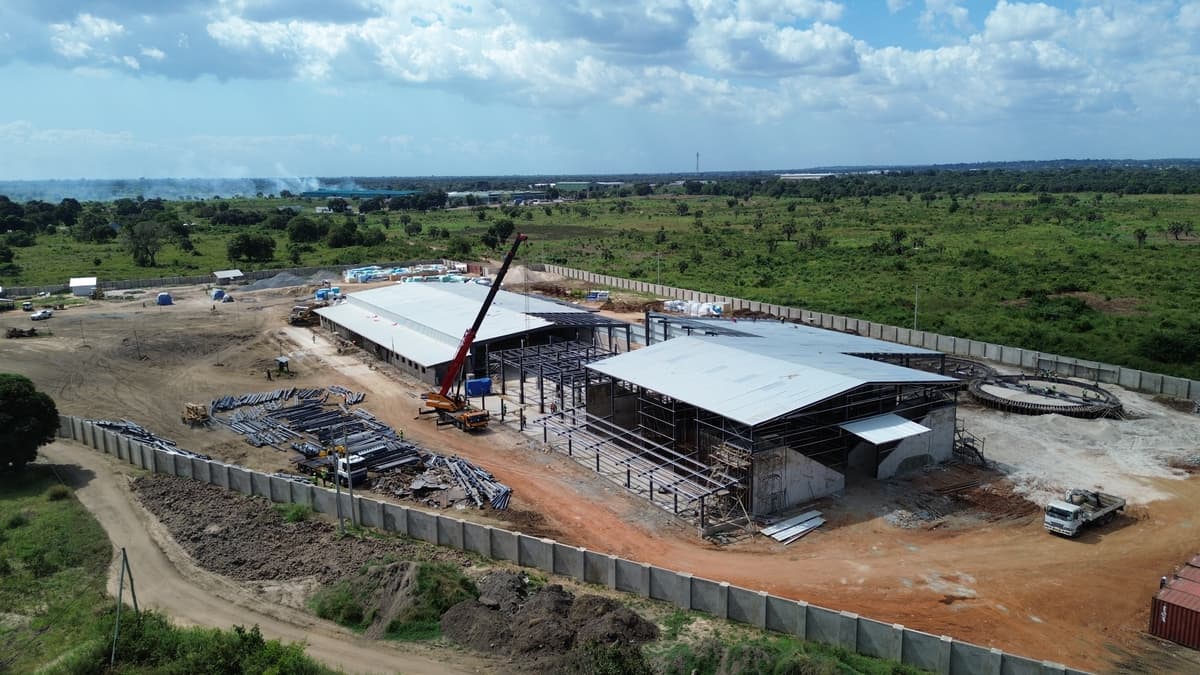 CONSTRUCTION OF IRVINES TANZAZANIA FEEDMILL